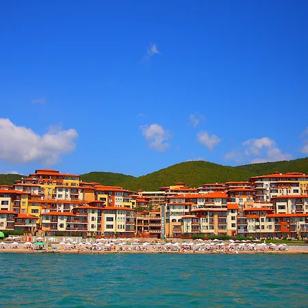 комплекс райска градина Хотел