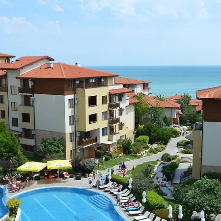 Hotel Garden Of Eden Complex