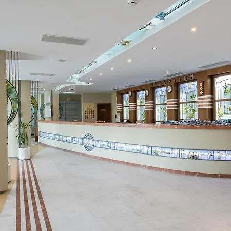 Garden Of Eden Complex Hotel