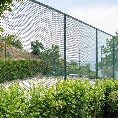 Garden Of Eden Complex Szálloda