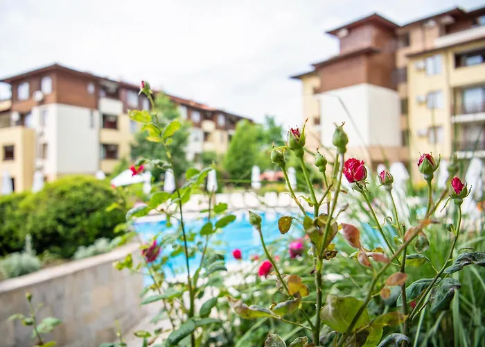 Garden Of Eden Complex Szálloda 5*