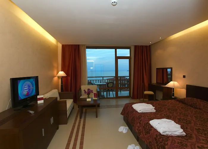 Garden Of Eden Complex Hotell