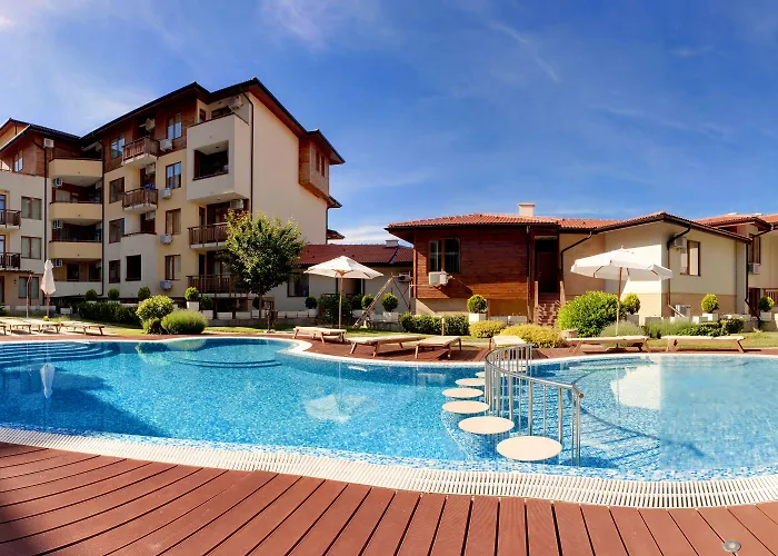 Garden Of Eden Complex Szálloda 5*