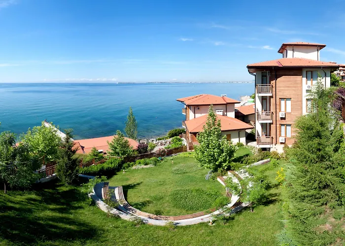 Garden Of Eden Complex Hotell