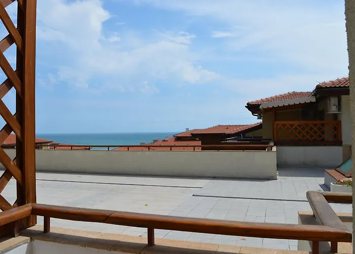 Garden Of Eden Complex 5*