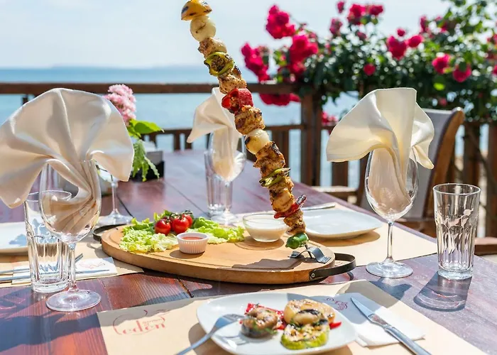 Garden Of Eden Complex Szálloda 5*