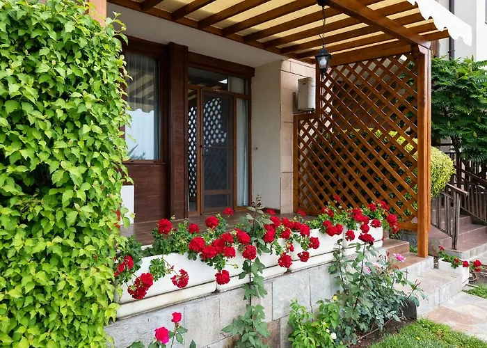 Garden Of Eden Complex Hotell